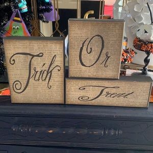 Truck or Treat 3 piece wooden decor set